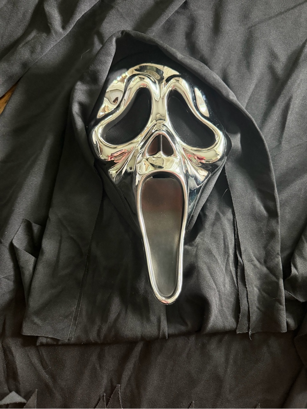Ghostface Costume with Mask Adult OS - Picture 4 of 6